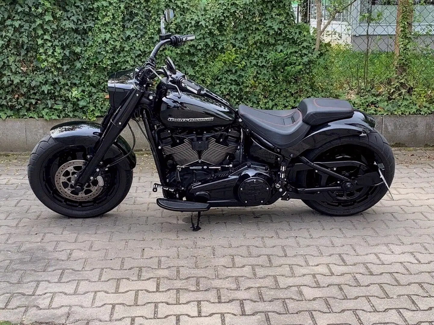 Harley-Davidson Fat Boy 114 Negro - 1