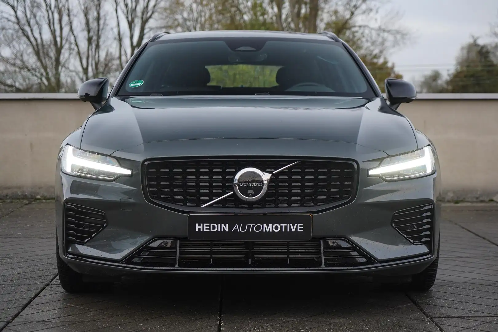 Volvo V60 2.0 T6 Plug-in hybrid AWD Plus Dark Verwarmbare vo Vert - 2