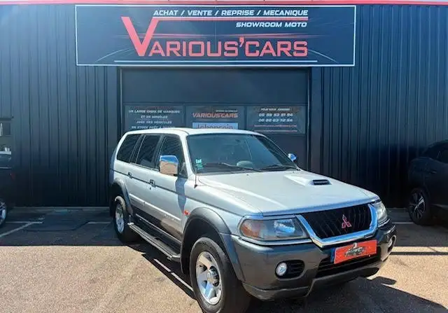 Mitsubishi Pajero Sport 2.5 TD115 XSTORM 5P