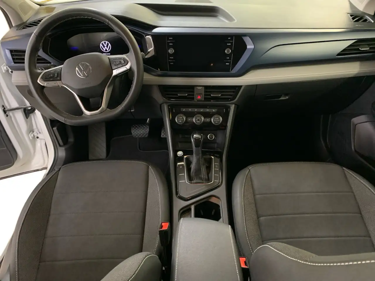 Volkswagen Taos снимка Volkswagen Taos