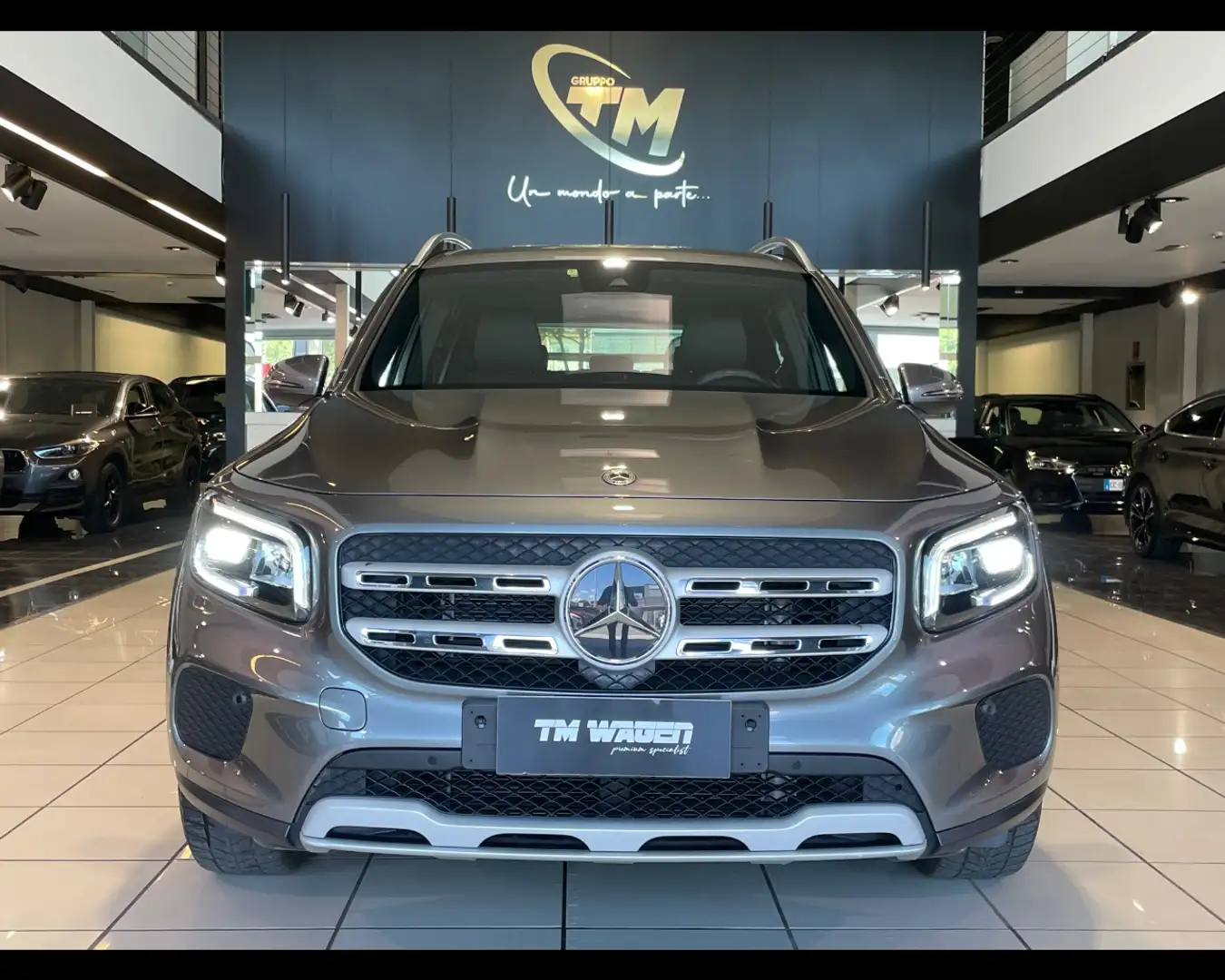 Mercedes-Benz GLB 200 (X247) - GLB 200 d Automatic Business Extra 150CV Gris - 2