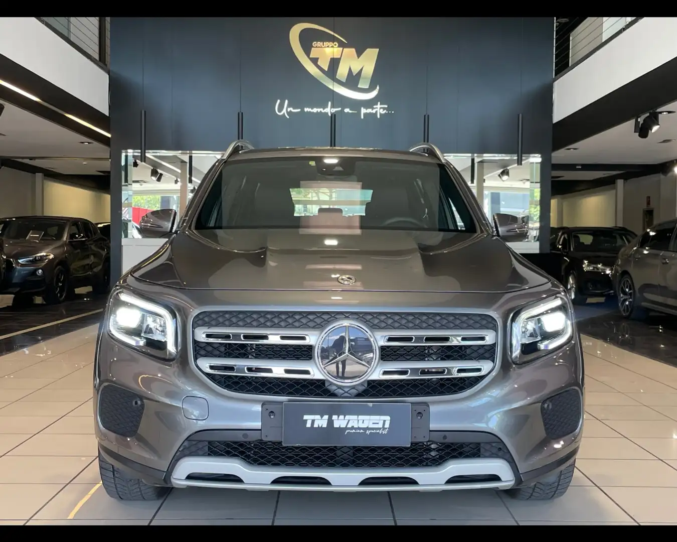 Mercedes-Benz GLB 200 (X247) - GLB 200 d Automatic Business Extra 150CV Grigio - 2