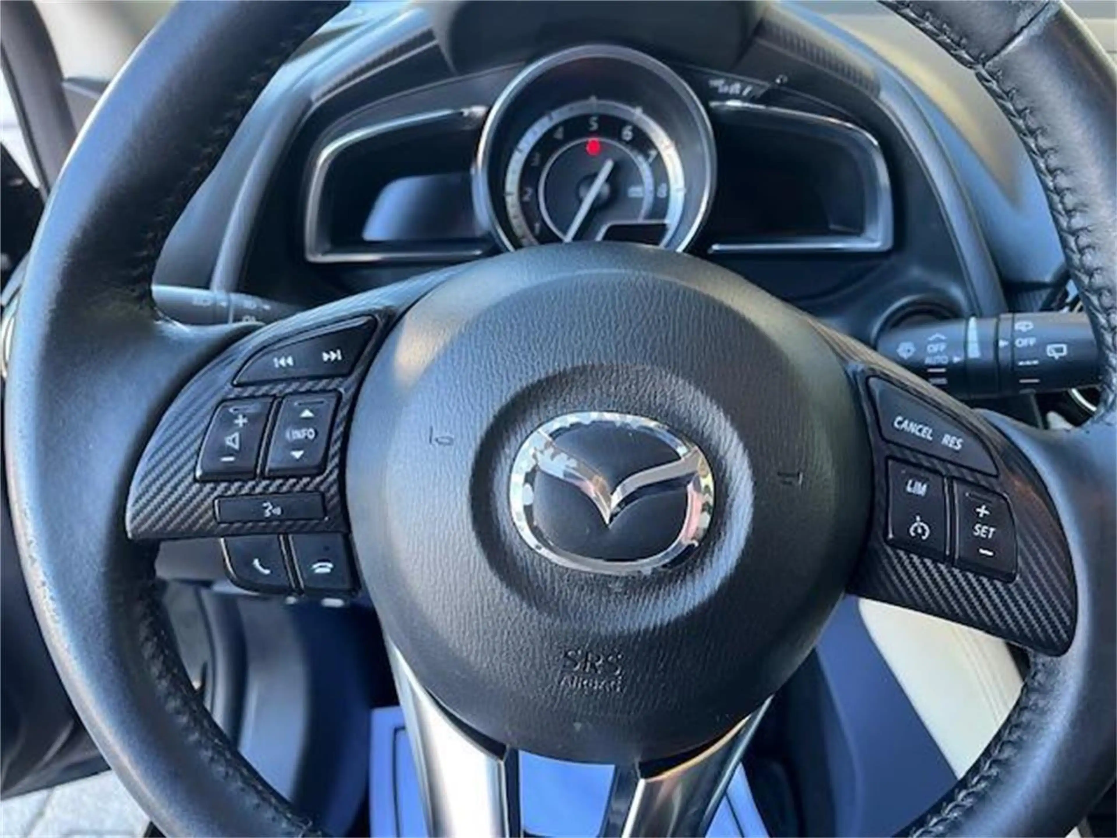 Mazda 2 G115 Revolution Top — photo 9