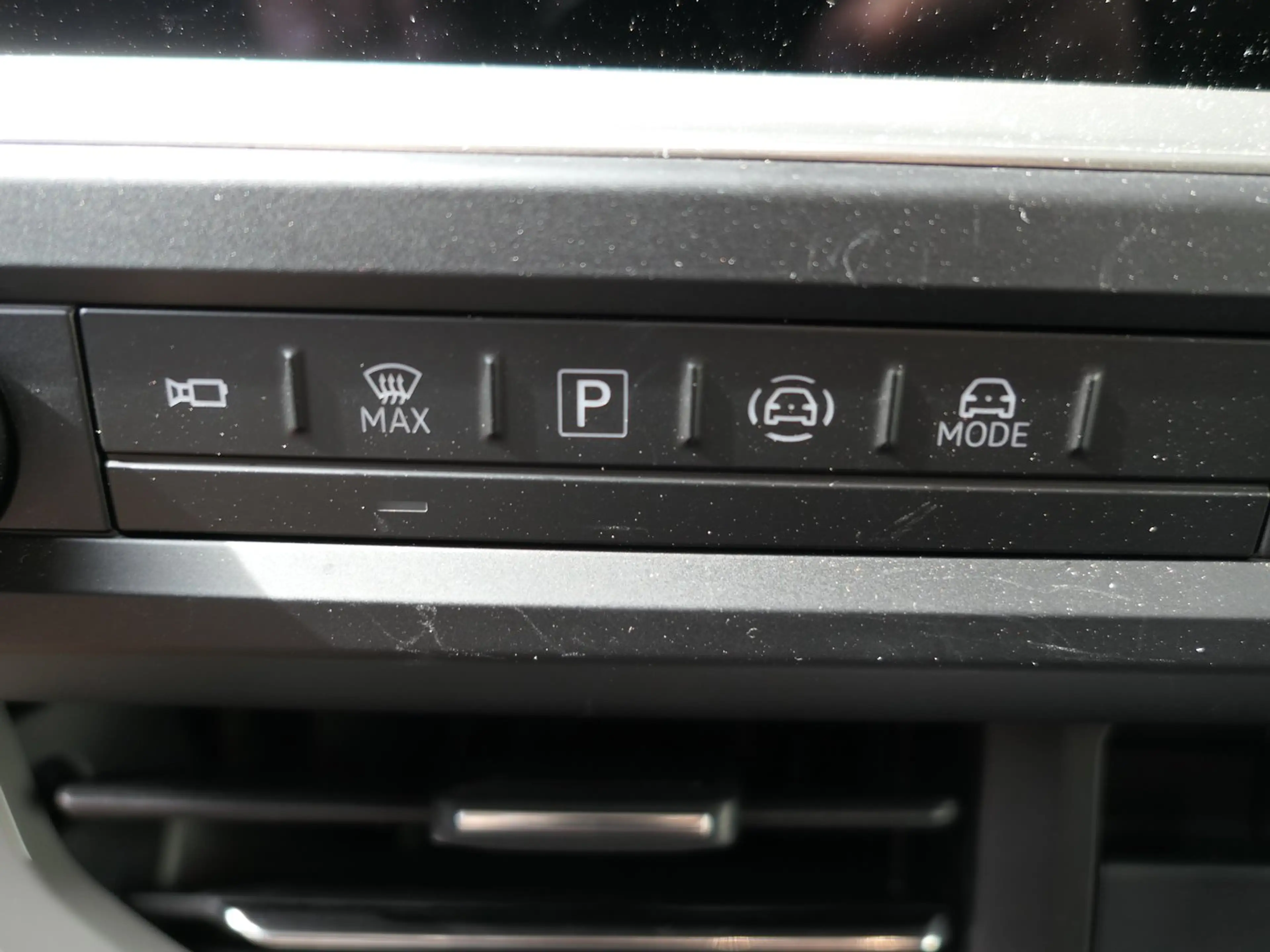 Volkswagen T7 Caravelle VW T7 Caravelle Style TDI 4MOTION — photo 8
