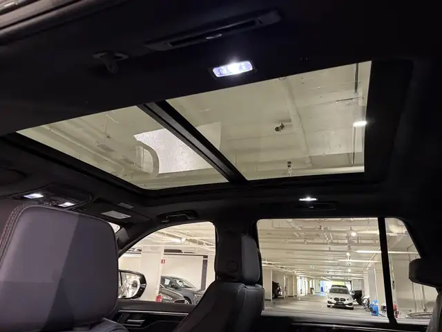 Chevrolet Tahoe view 13