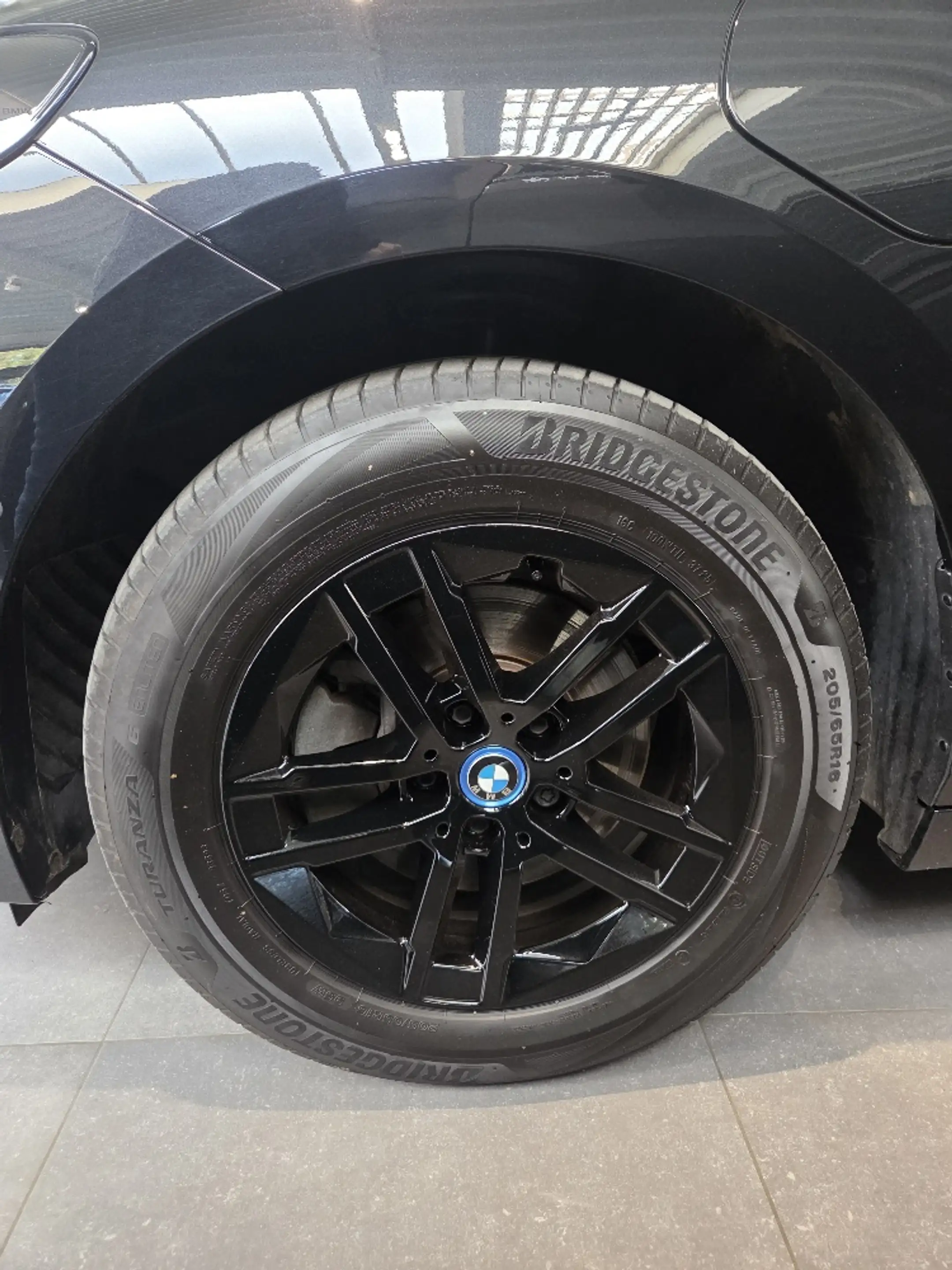 BMW 225 Active Tourer PHEV 225xe — photo 6