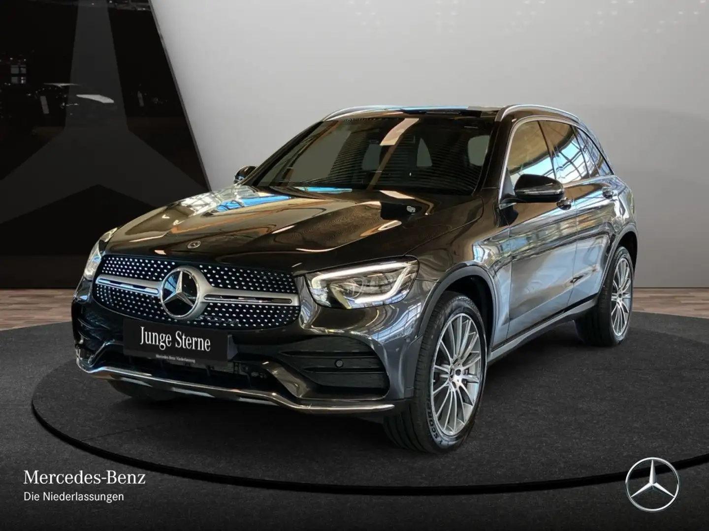 Mercedes-Benz GLC 300 e 4M AMG+PANO+AHK+MULTIBEAM+KAMERA+SPUR+9G Grau - 2