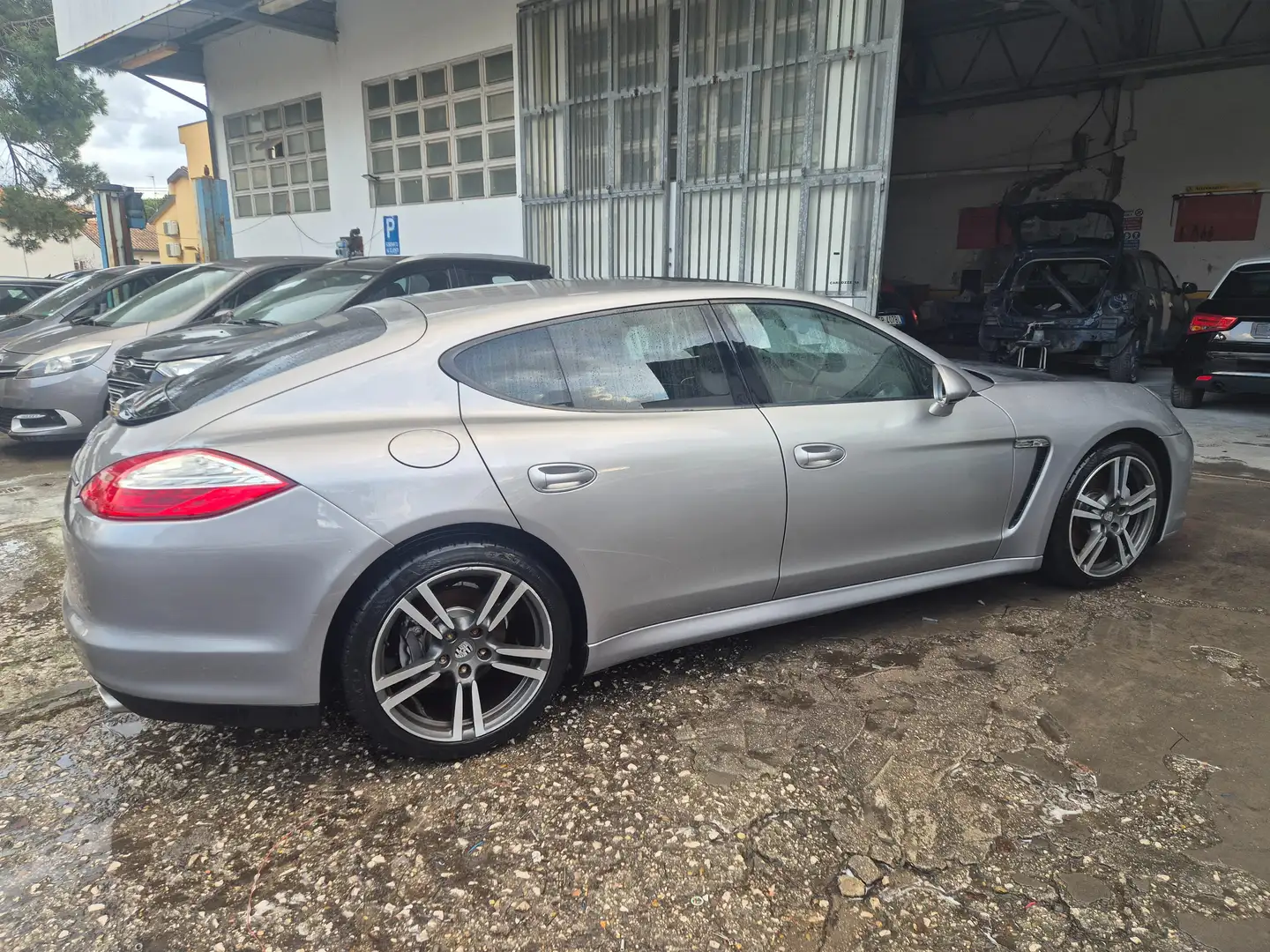 Porsche Panamera Panamera I 2009 3.0 tiptronic Grigio - 2