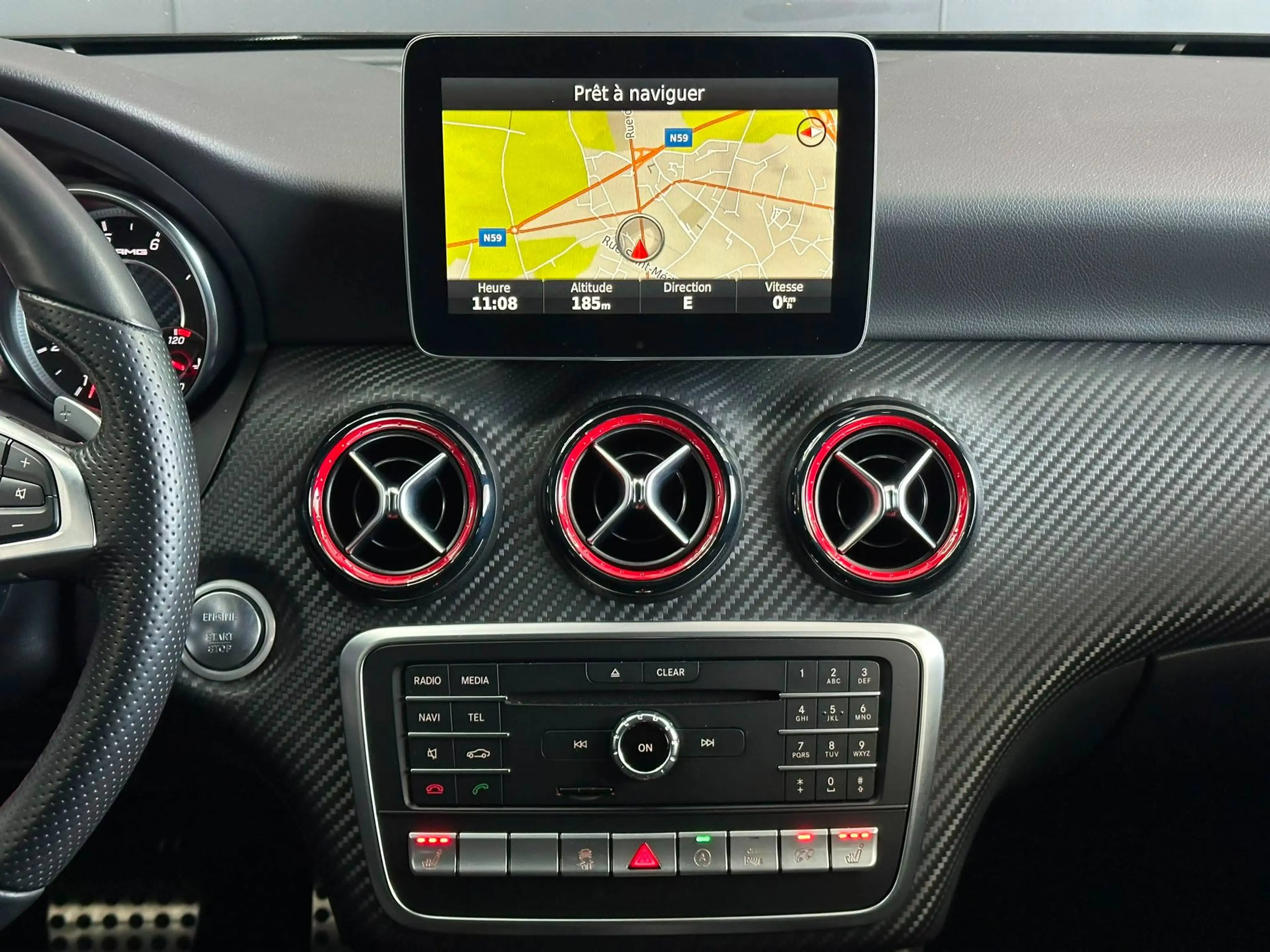 Mercedes-Benz A 45 AMG 🟢A 45 AMG 4-MATIC / FULL CARNET / BOITE AUTO / SIEGES CHAUFFANTS / ÉTAT SHOWROOM — photo 12
