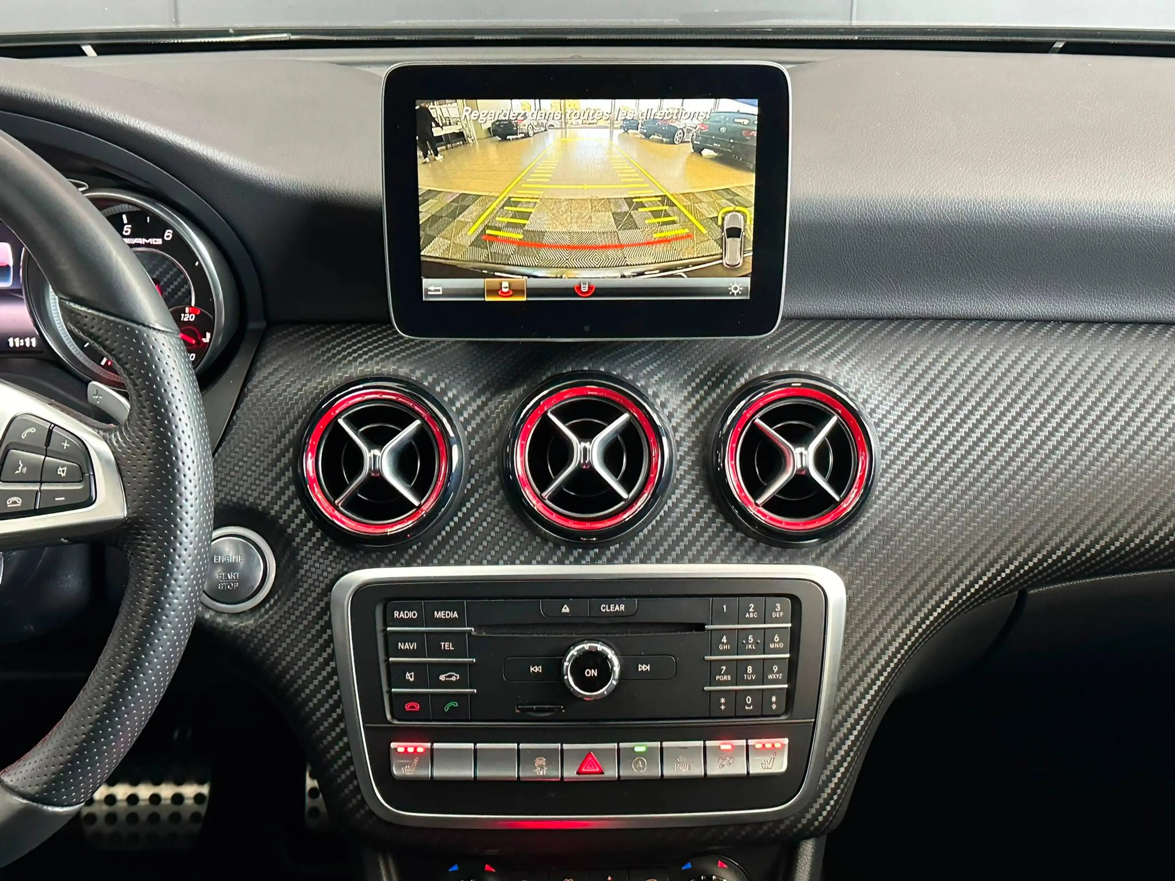 Mercedes-Benz A 45 AMG 🟢A 45 AMG 4-MATIC / FULL CARNET / BOITE AUTO / SIEGES CHAUFFANTS / ÉTAT SHOWROOM — photo 11