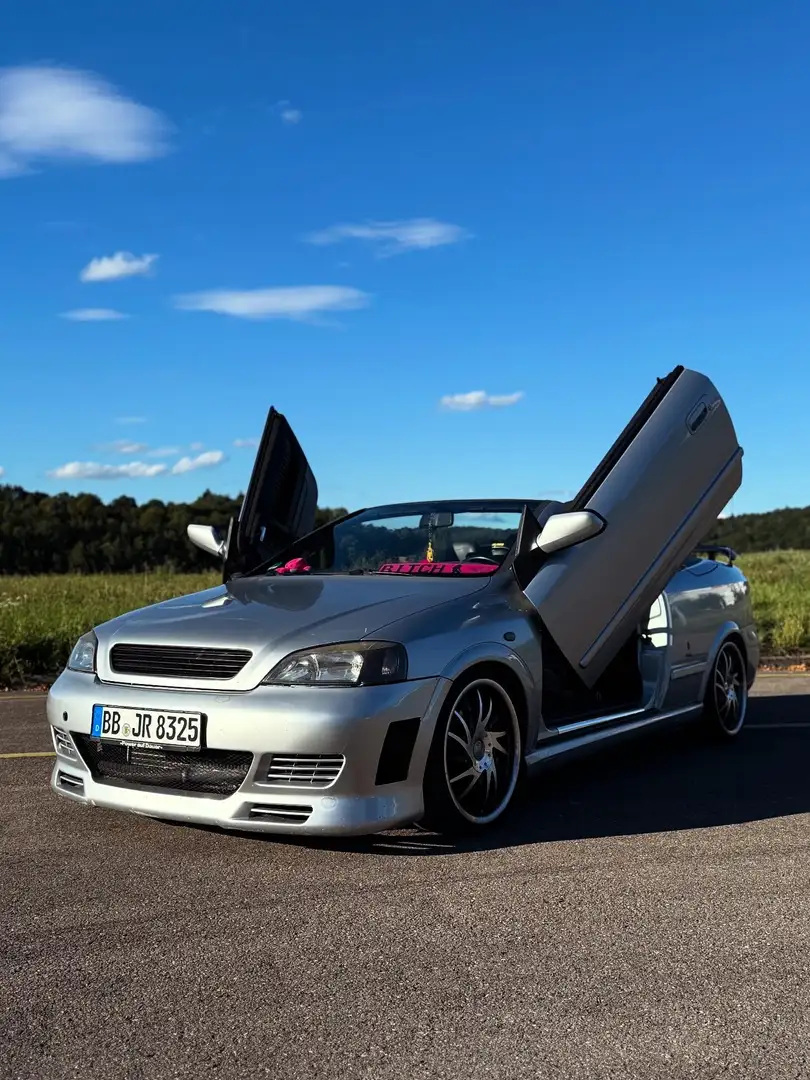 Opel Astra Cabrio 2.0 16V Turbo Argent - 1