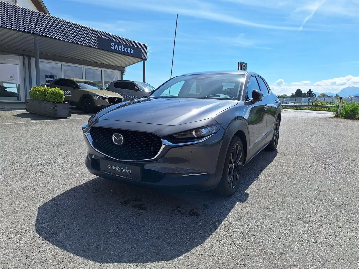 Mazda CX-30 e-Skyactive G140 AT Homura Grau - 2