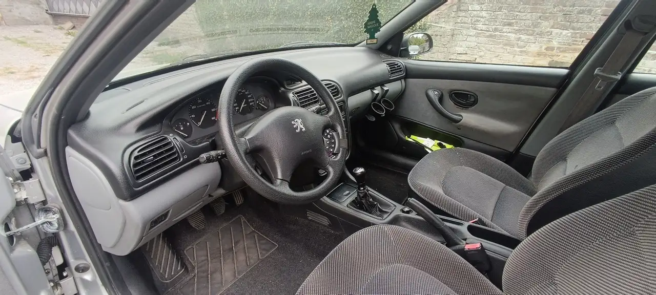 Peugeot 406 1.9 TD ZENITH, foto 8