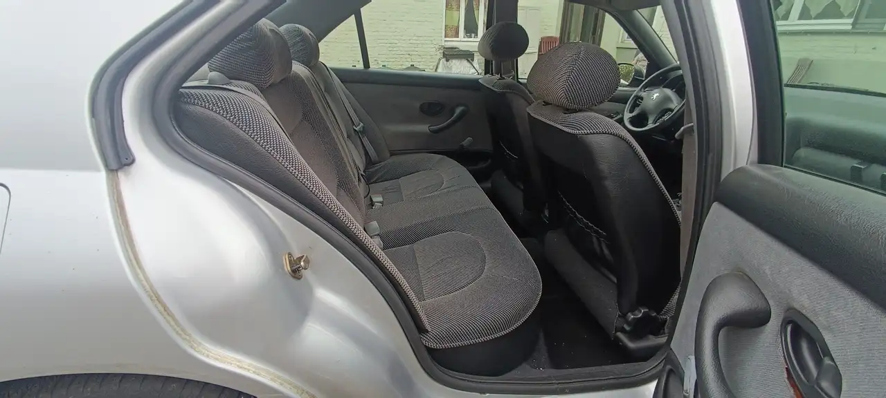 Peugeot 406 1.9 TD ZENITH, foto 10