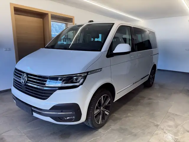 Volkswagen T6.1 Multivan Multivan 2.0 tdi Highline 4motion 199cv dsg 7p