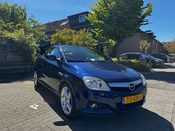 Tigra 1.8-16V Sport