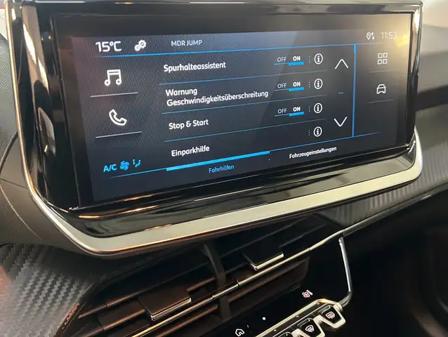Peugeot 208 view 12