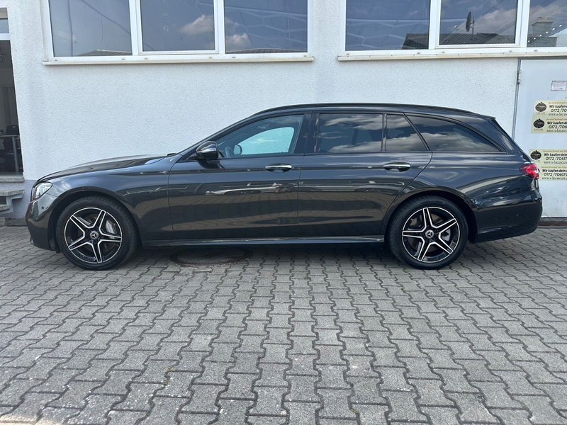 Mercedes-Benz E 300 de AMG Pano/Memorey/Multibeam/Leder Nappa — photo 3