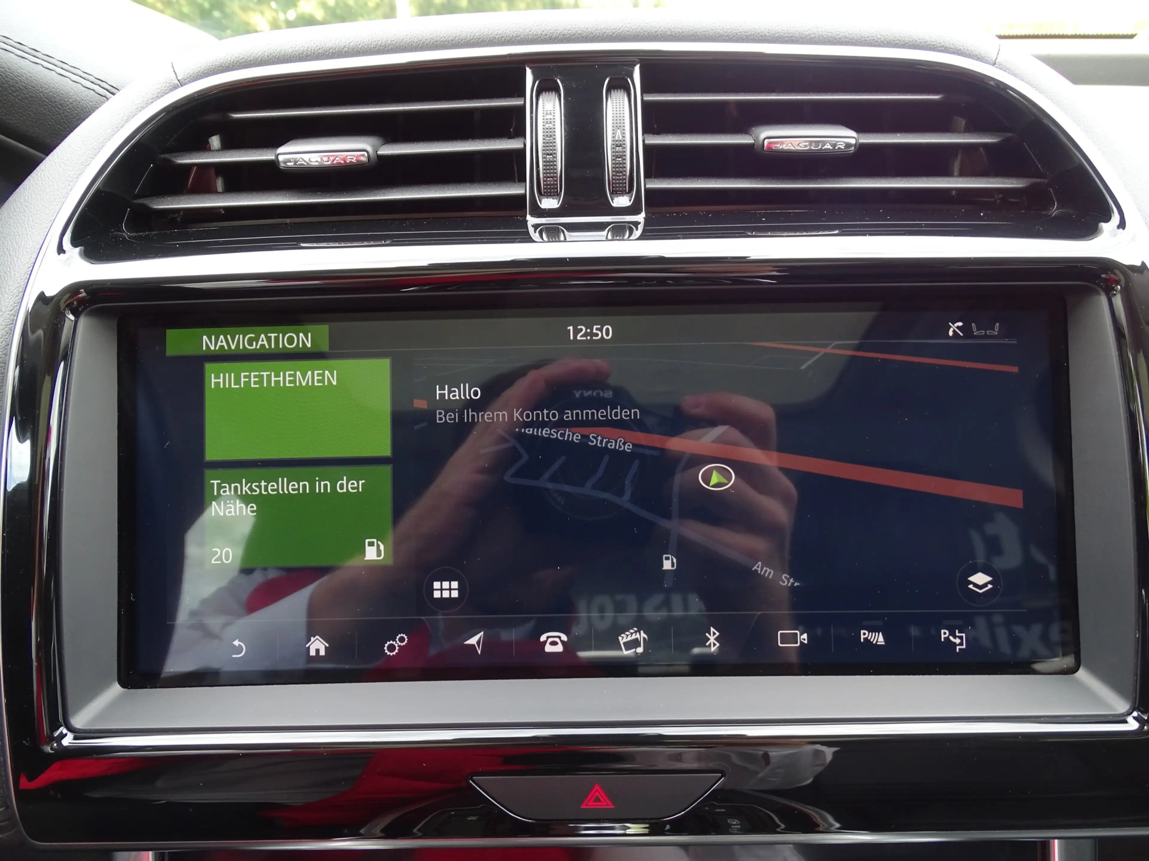 Jaguar XE 2.0 HSE Aut. LED Navi ACC Virtual Cockpit — photo 11