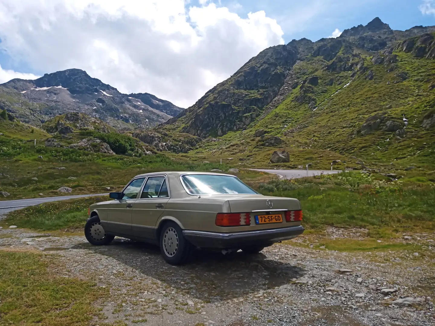 Mercedes-Benz 500 SE Groen - 2