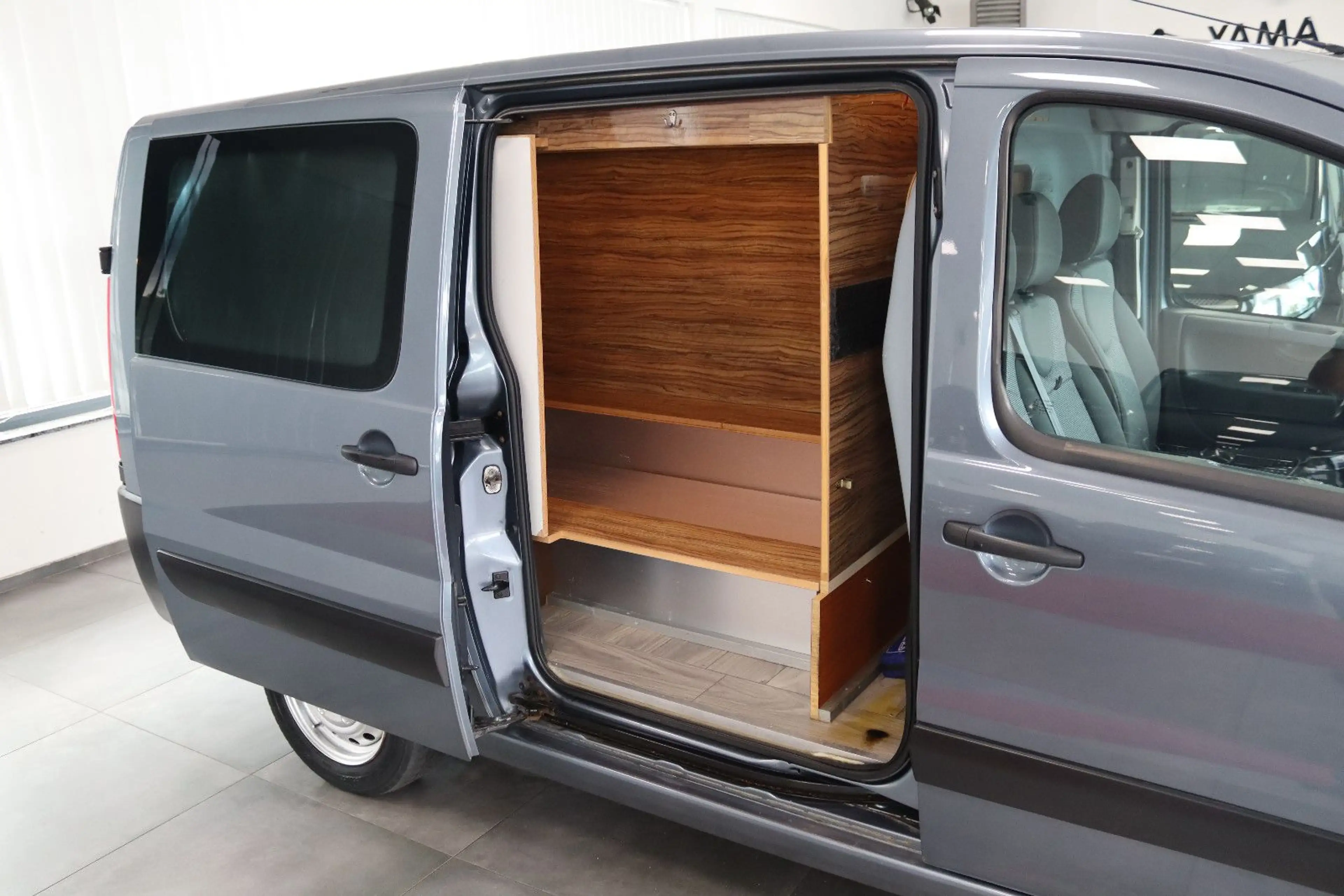 Peugeot Expert Bestattungswagen / Leichenwagen — photo 12