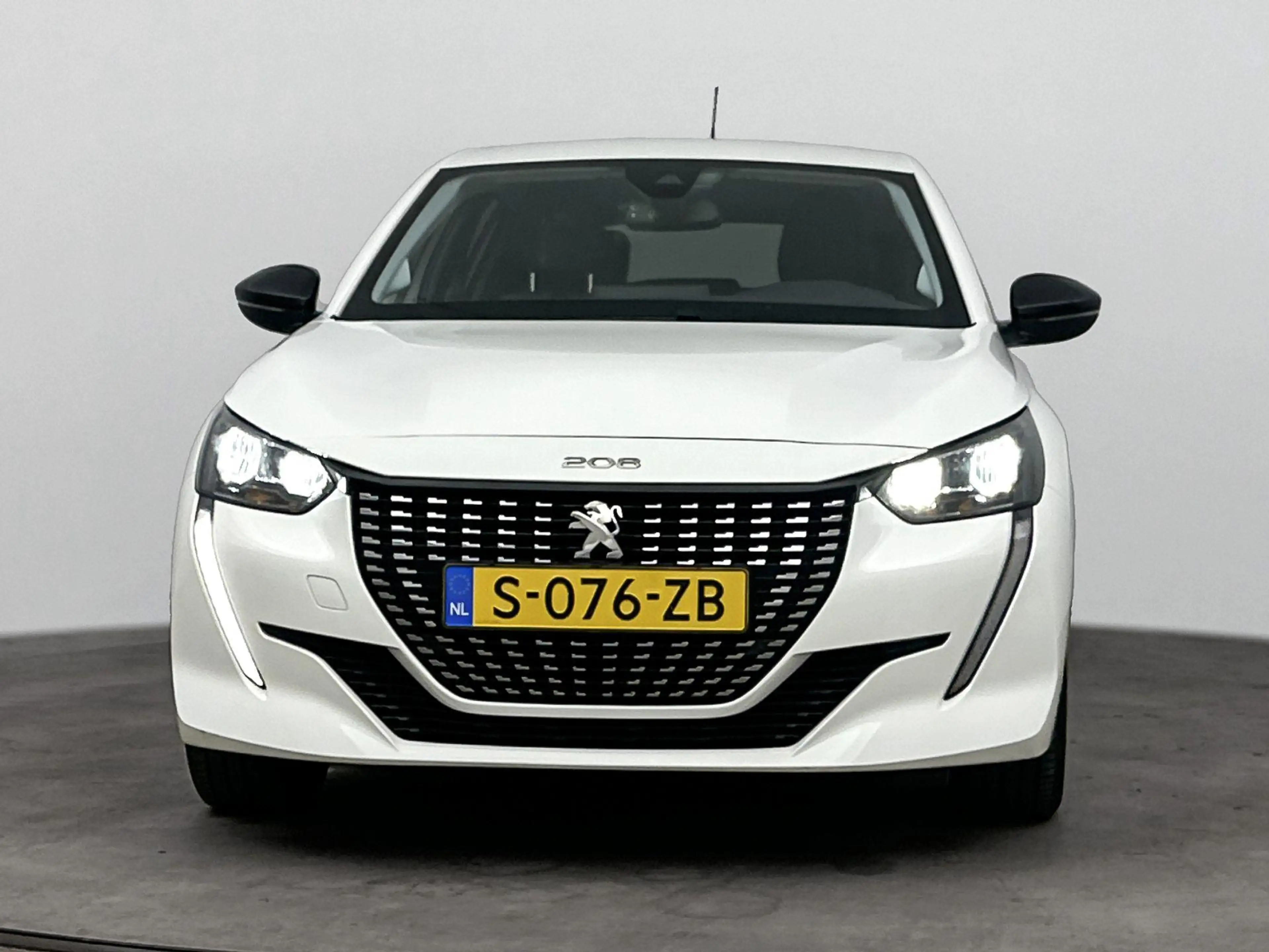 Peugeot 208 1.2 100pk Allure Pack | Automaat | Camera | Climat — photo 8