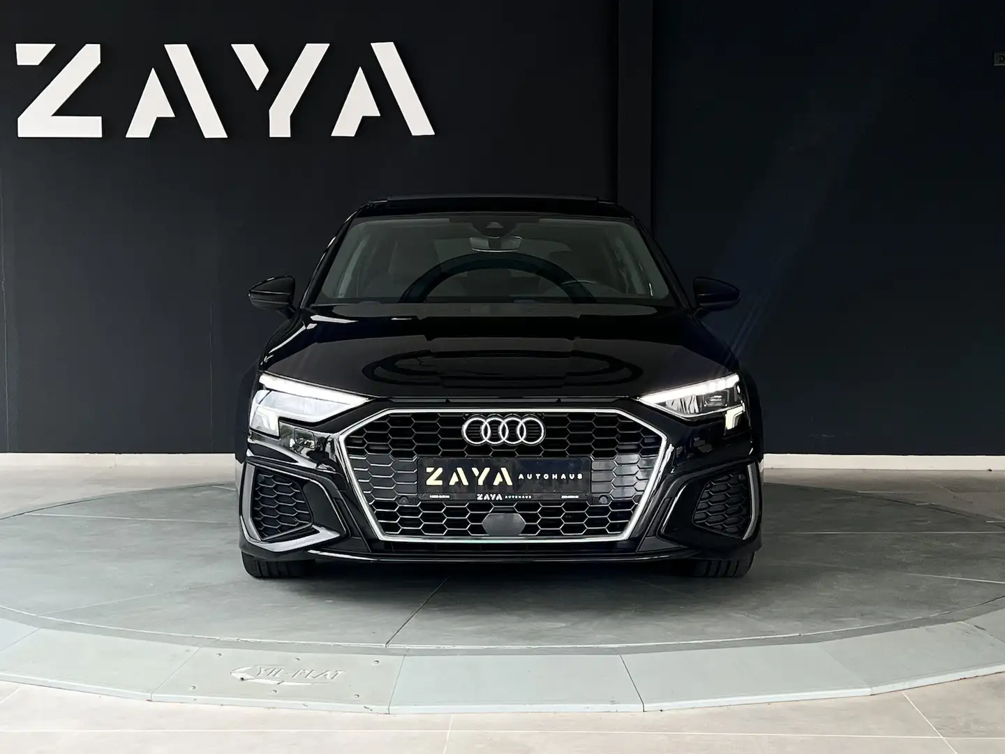 Audi A3 35 TDI S-Line*PANO*LED*VIRTUAL*R-KAMERA Schwarz - 2