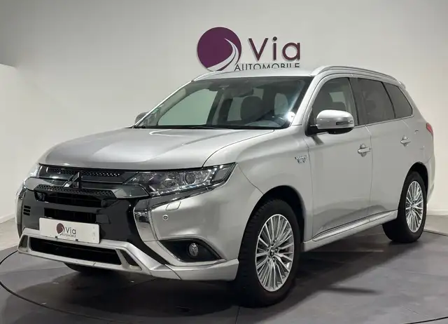 Mitsubishi Outlander 2.4l PHEV Twin Motor BVA 4WD Intense, Carplay et Android