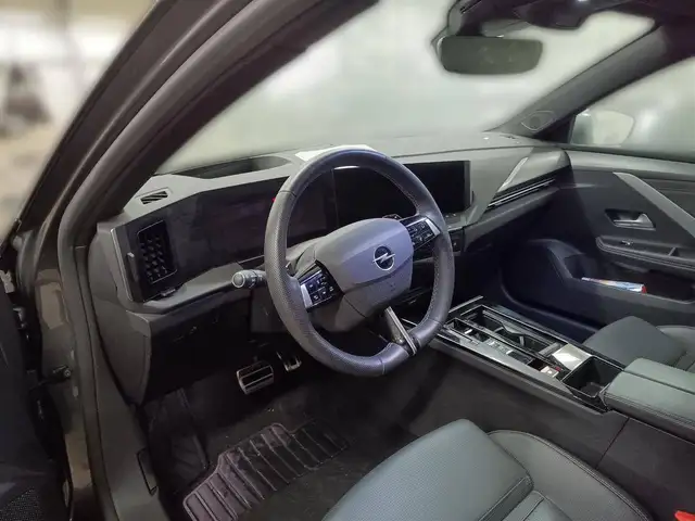 Opel Astra view 15