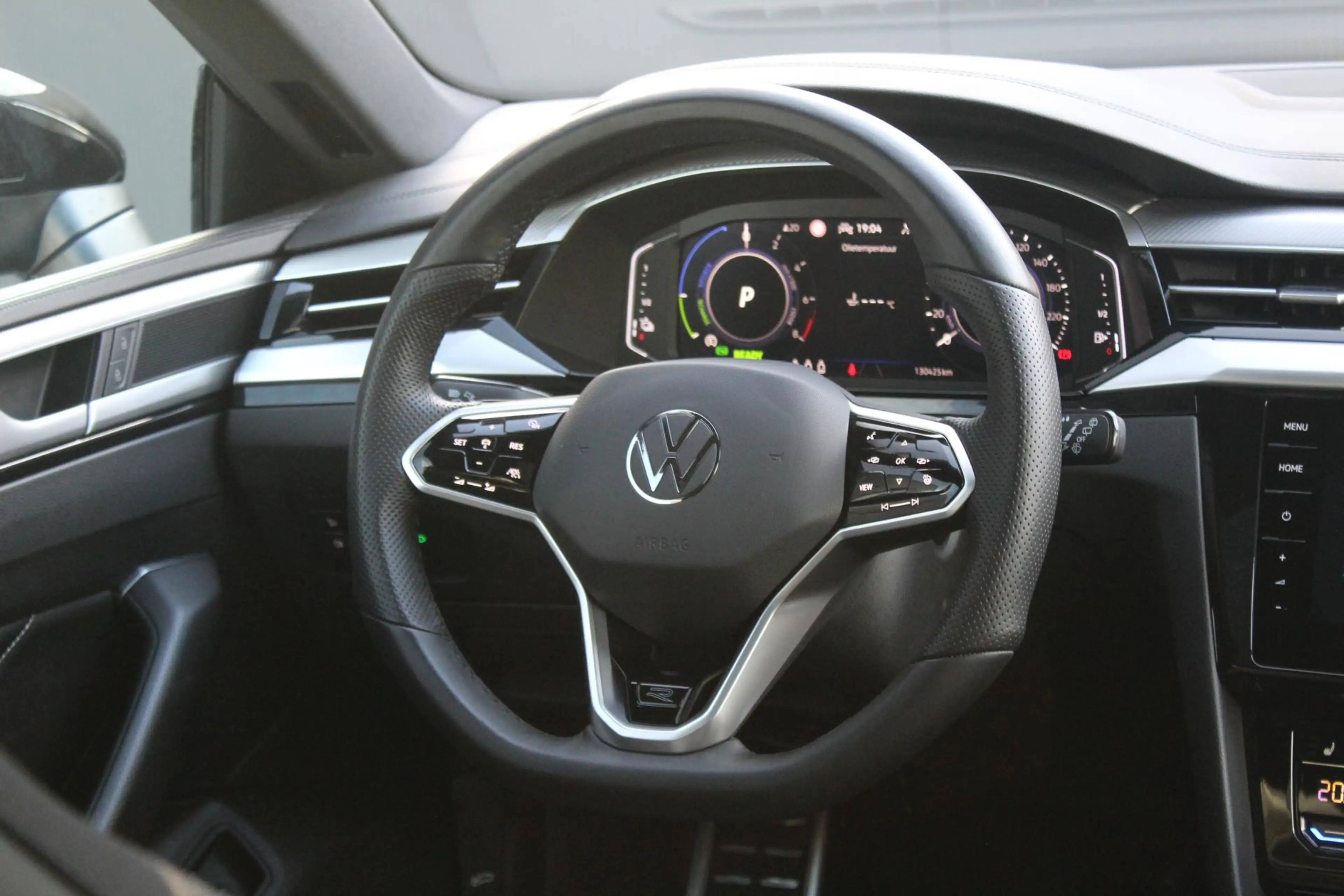 Volkswagen Arteon Shooting Brake 1.4 TSI eHybrid R-Line Business+ | — photo 2