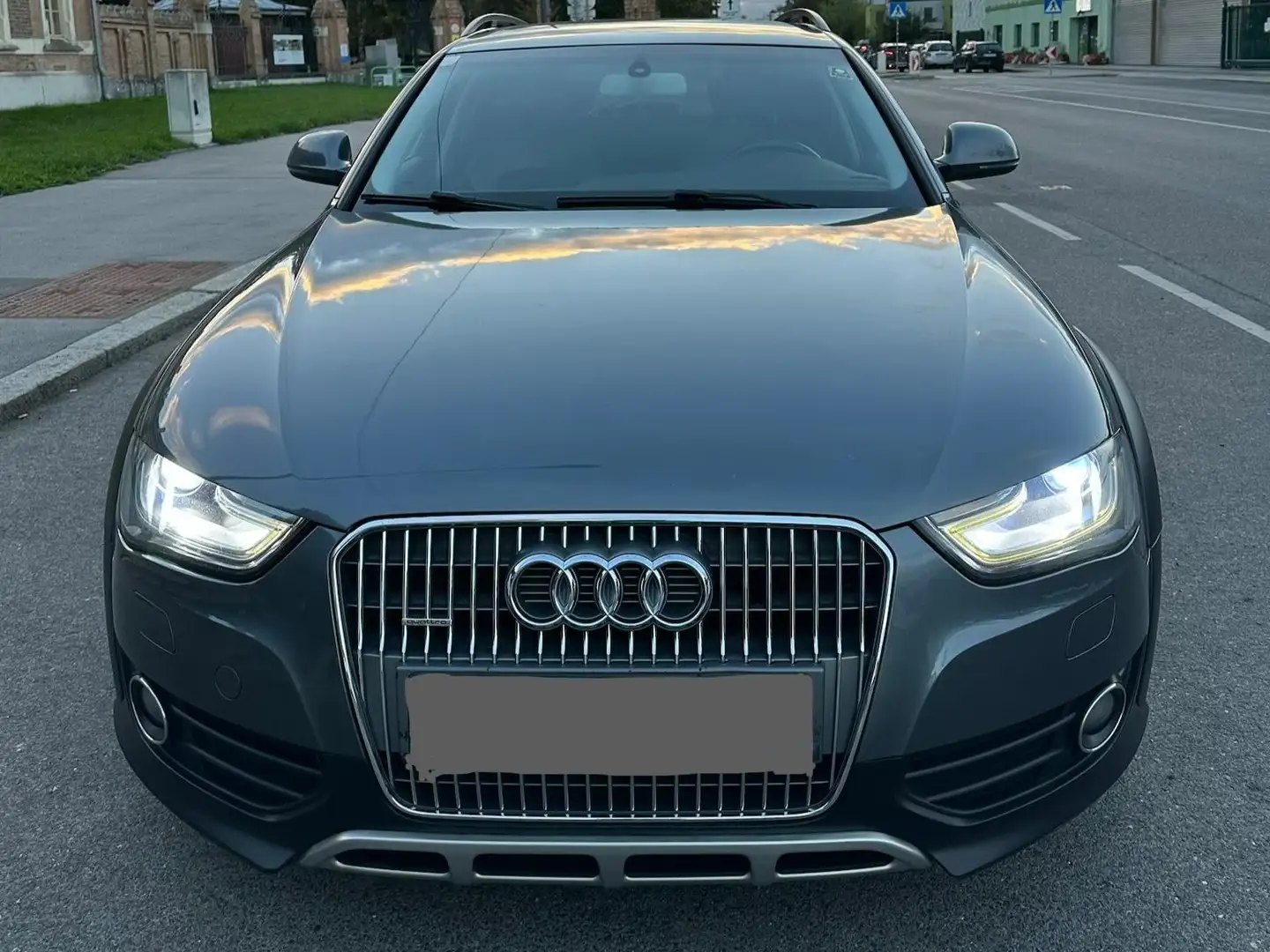 Audi A4 allroad 3,0 TDI quattro *Pickerl Neu* Grau - 1