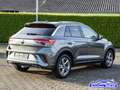 Volkswagen T-Roc R-Line 1.5 DSG/Pano/Parkl./Cam/Virt./DAB LED Grijs - thumbnail 2