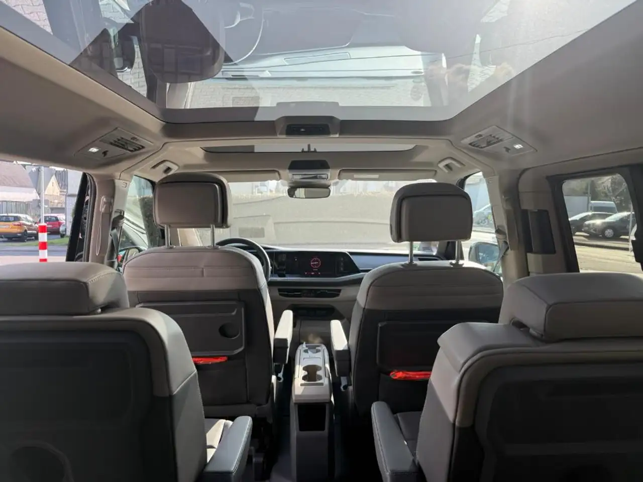 Volkswagen T7 Multivan 2026 — фото 13