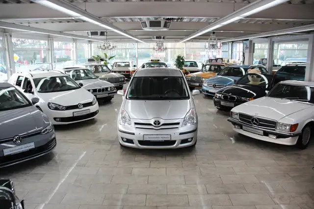 Toyota Corolla Verso 1.8 Sol Automatik