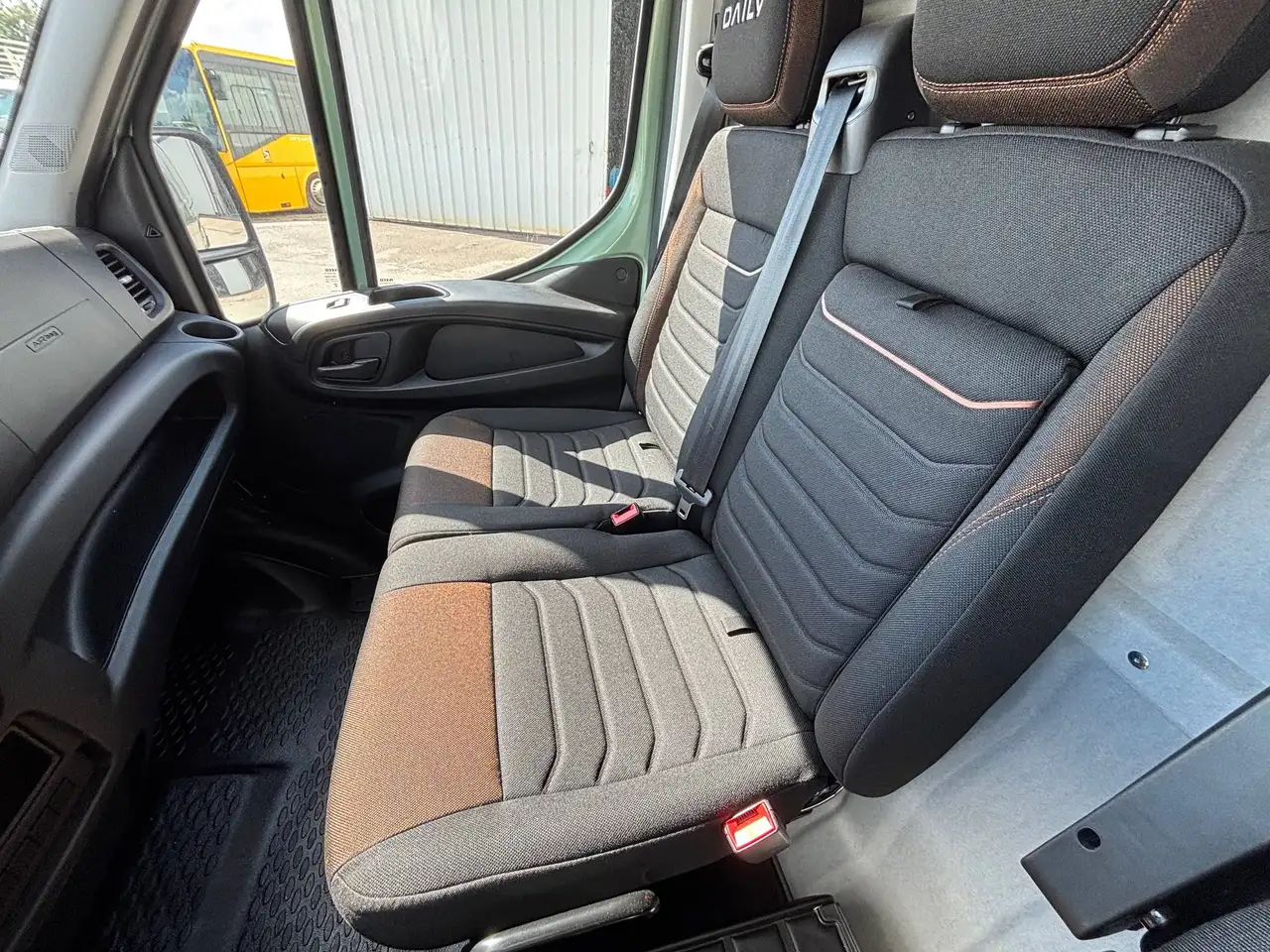 Iveco Daily 2026 — фото 12