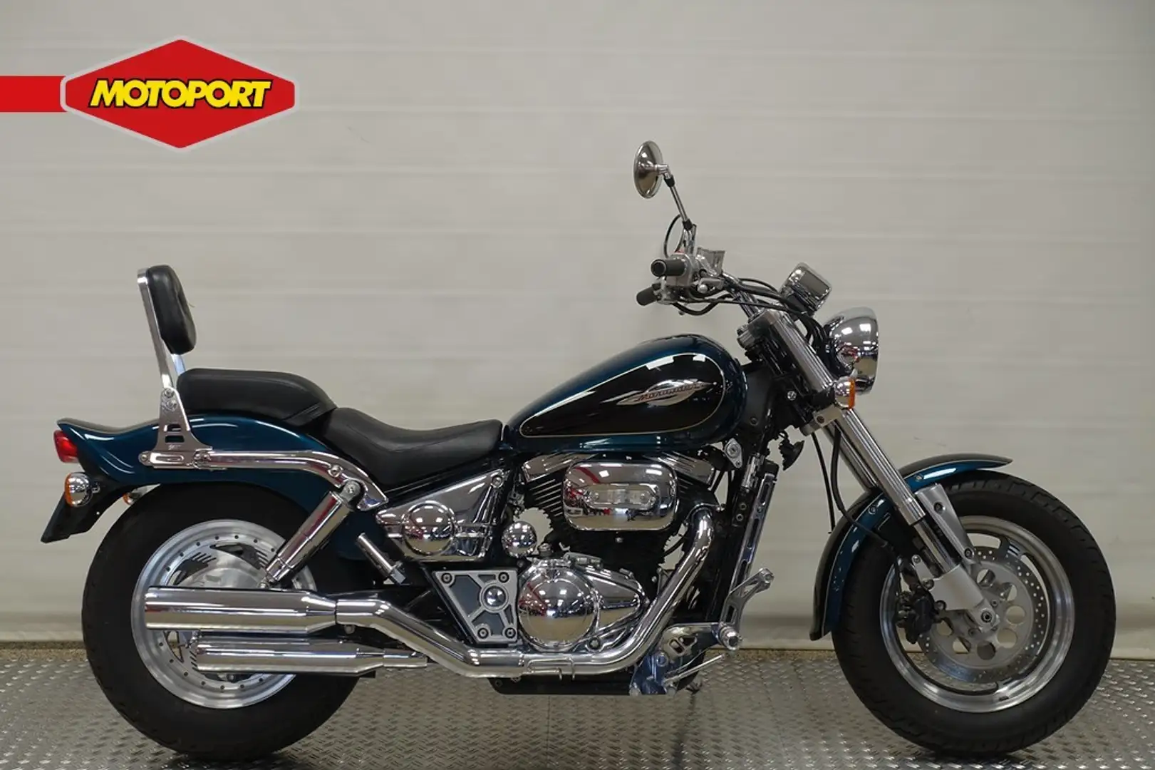 Suzuki VZ 800 Groen - 1