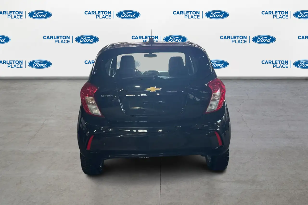 Chevrolet Spark снимка Chevrolet Spark