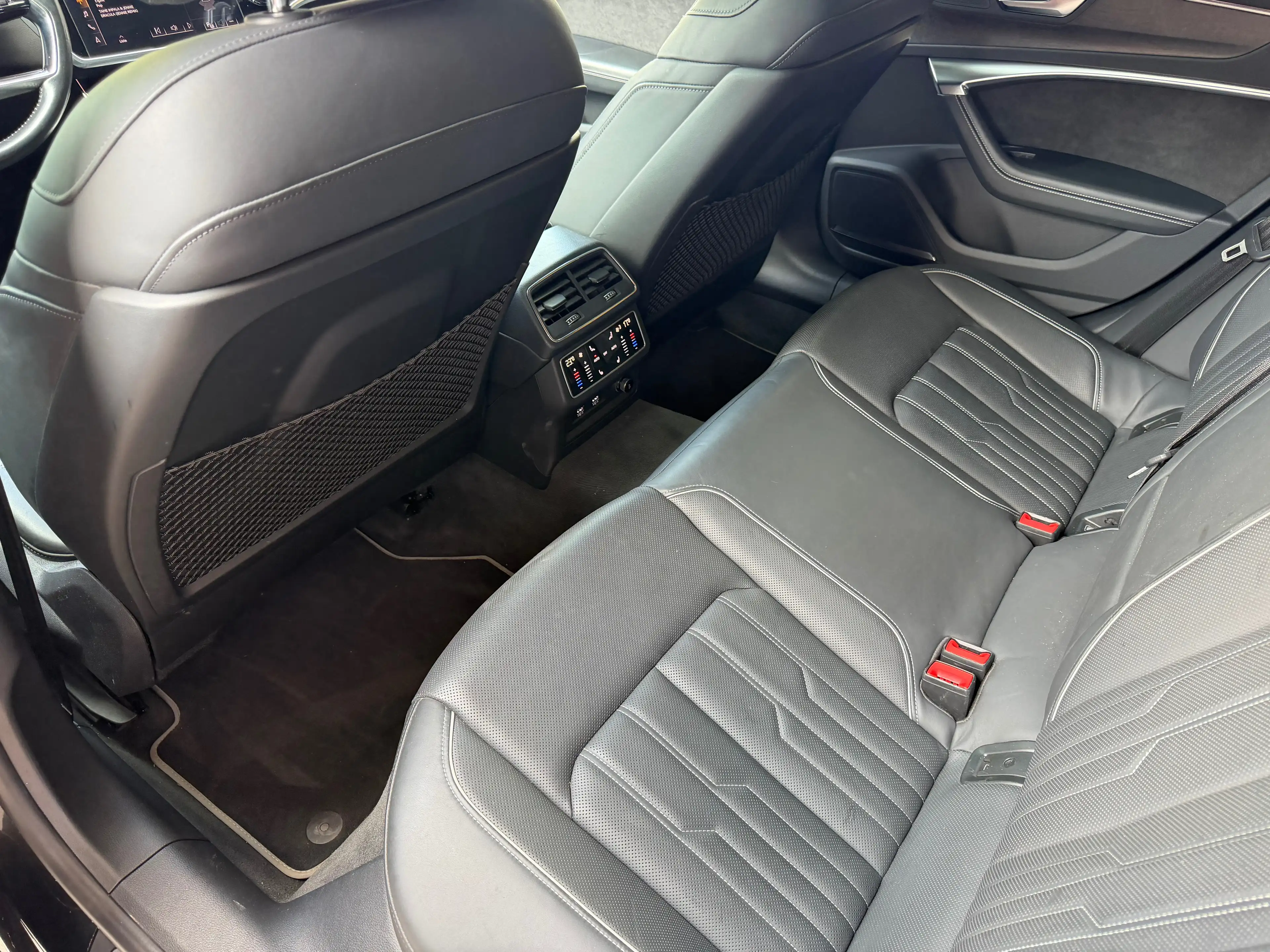 Audi A7 A7 55 TFSI Quattro S tronic — photo 8
