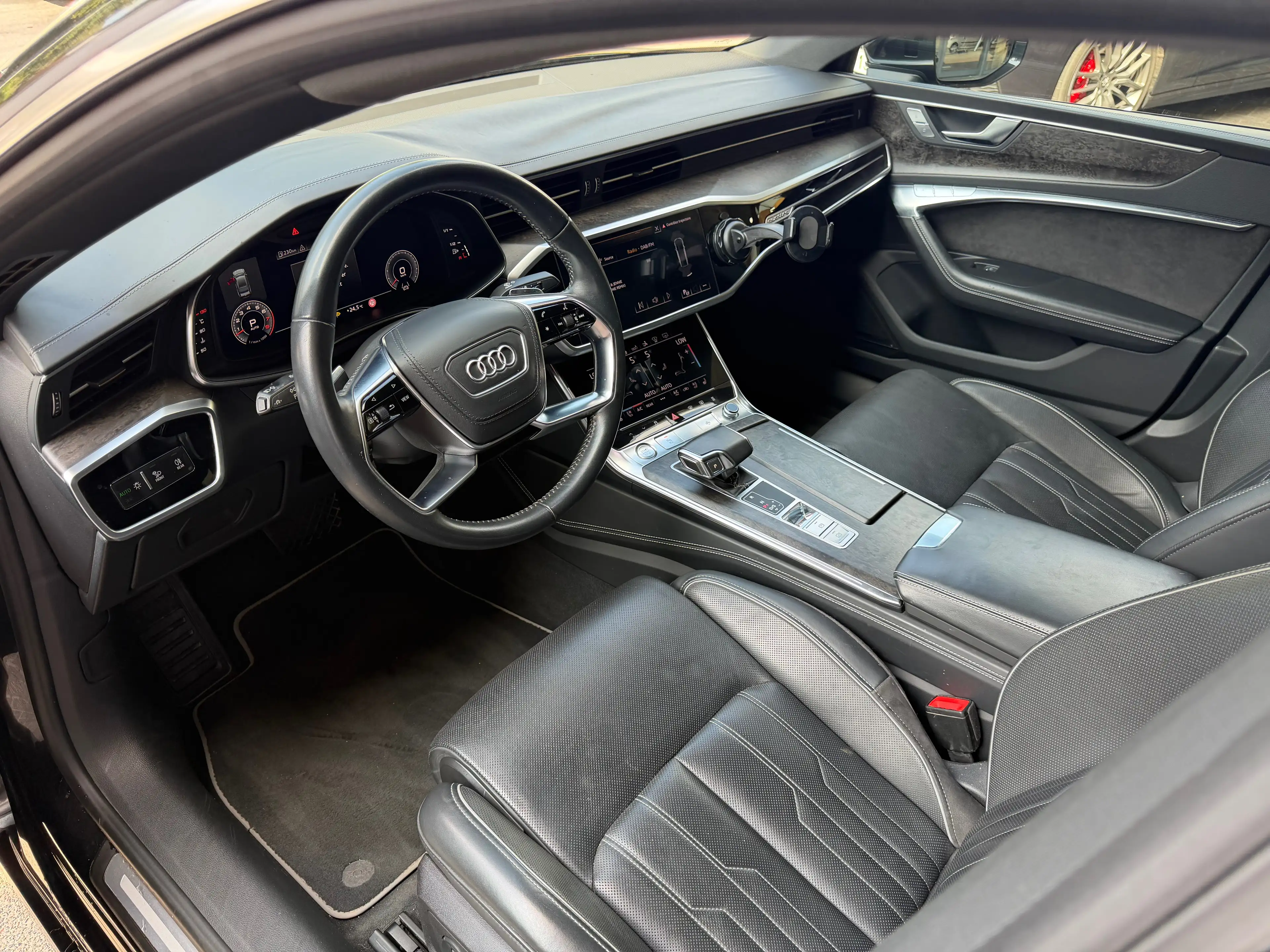 Audi A7 A7 55 TFSI Quattro S tronic — photo 11