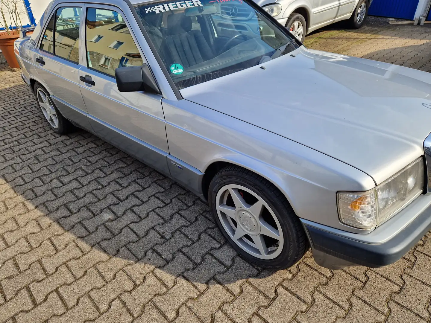 Mercedes-Benz 190 Sportline Срібний - 2