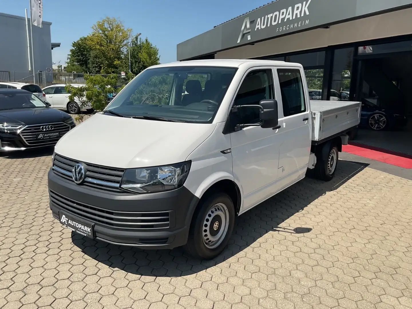 Volkswagen T6 Transporter Pritsche DoKa lang AHK Klima Weiß - 1
