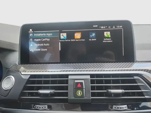 BMW X3 view 25