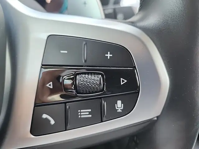 BMW X3 view 14