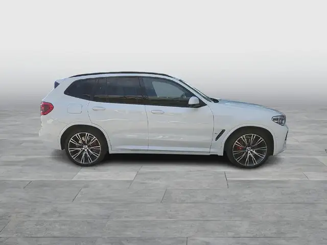 BMW X3 view 6