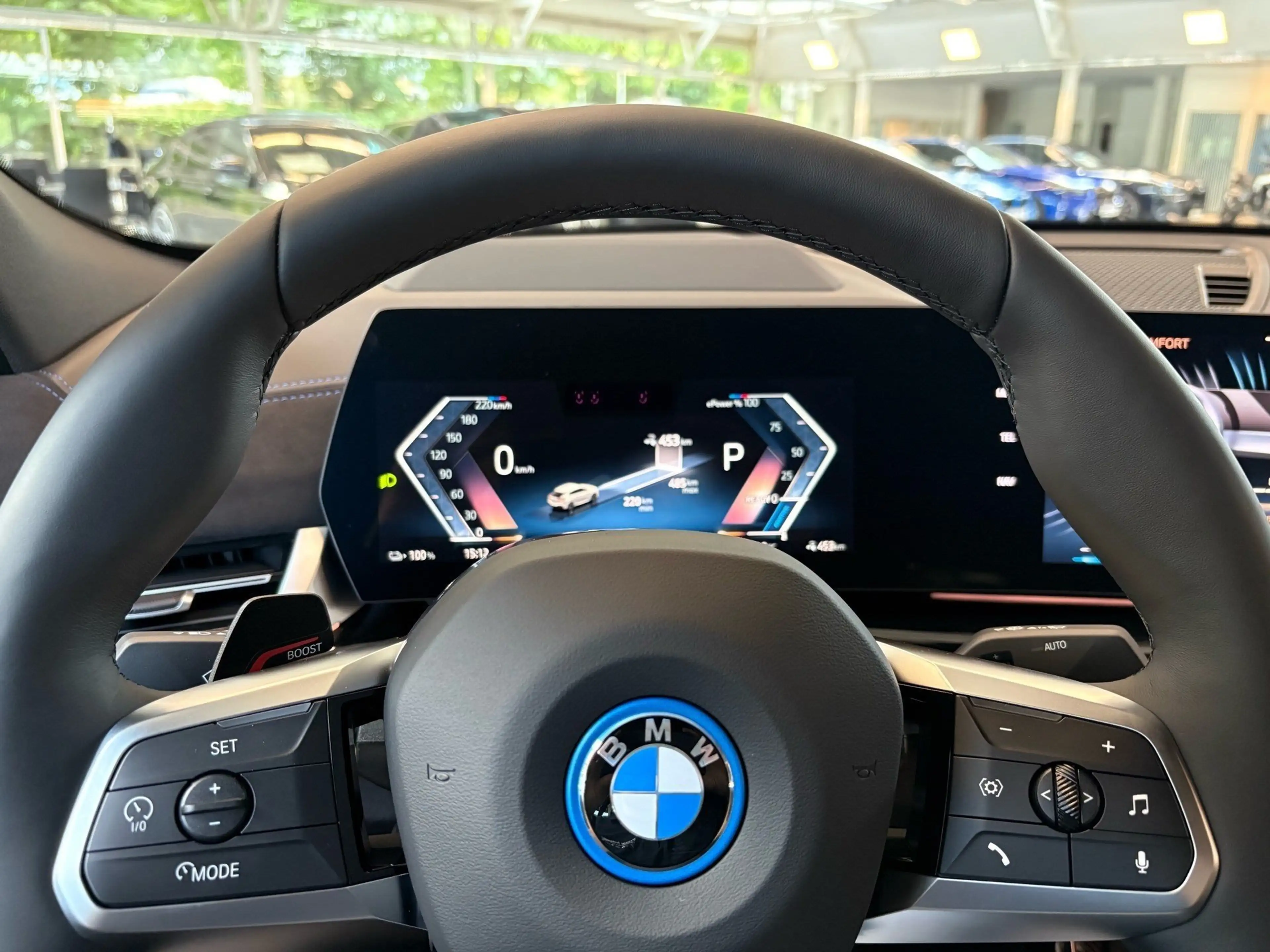 BMW iX2 eDrive20 SportPro Memory 360° HuD H/K DA/DA+ — photo 7