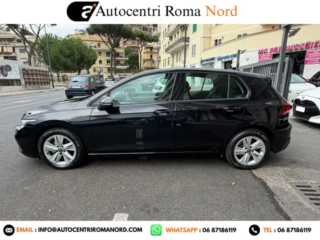 Volkswagen Golf view 3
