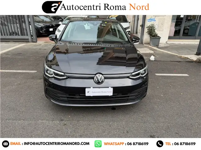 Volkswagen Golf view 2