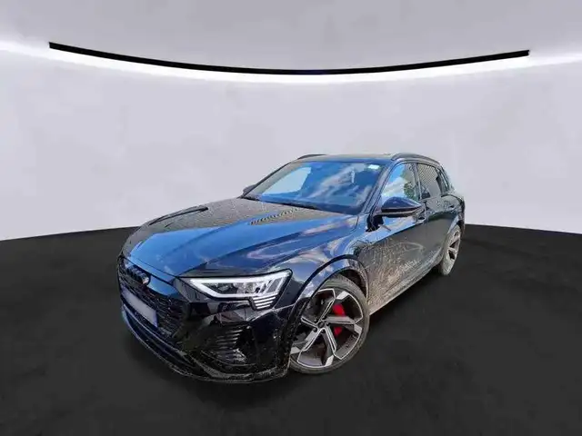 Audi SQ8 e-tron BLACK MATRIX/HuD/PANO/S-SITZE/360°