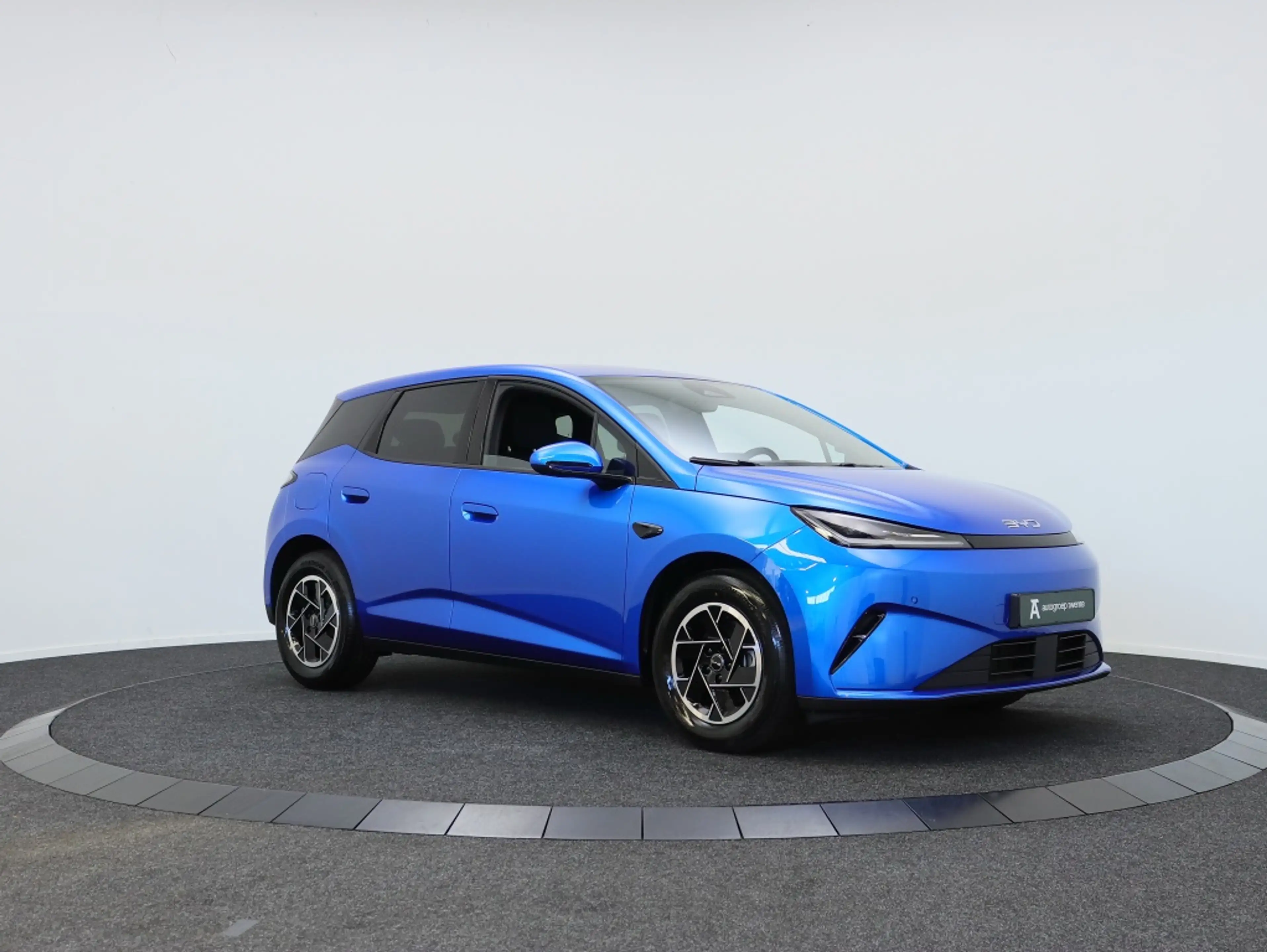 BYD Dolphin G 1.5L DM-i Boost | BYD Dealer | Plug-in | Private L — photo 12