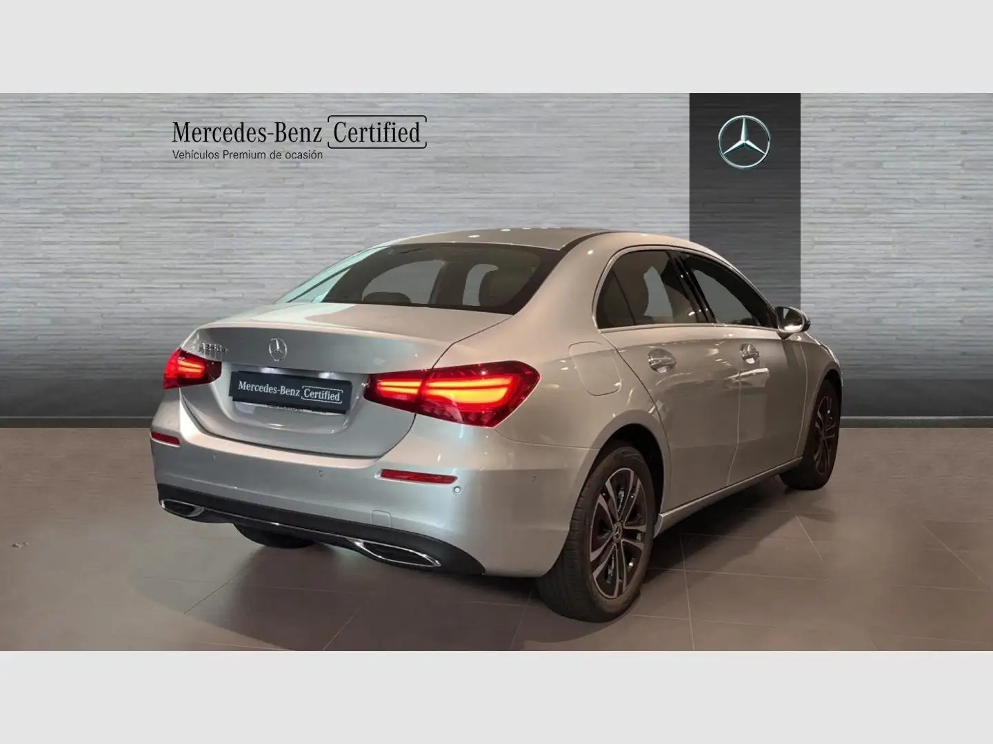 Mercedes-Benz A 250 e Sedan[0-803+0-053] Plateado - 2